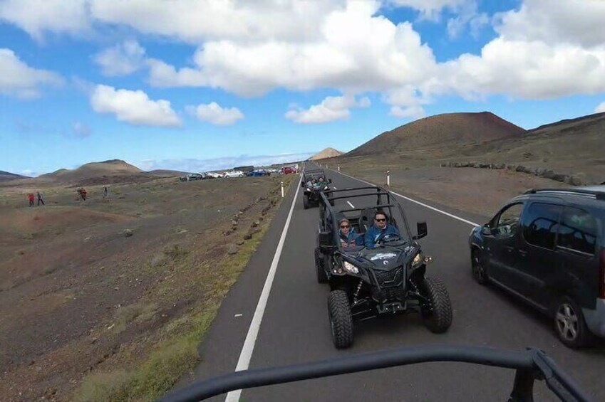 4-seater Mixed Guided Buggy Volcano Tour in Lanzarote