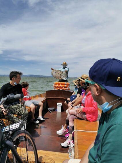 Picture 2 for Activity Valencia: Albufera Natural Park Bike and Boat Tour