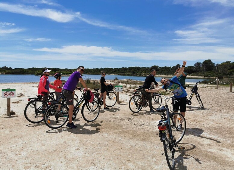 Picture 6 for Activity Valencia: Albufera Natural Park Bike and Boat Tour