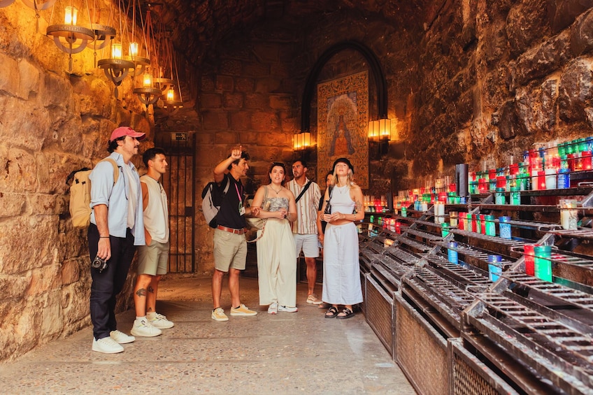 Montserrat Highlights: guided tour with entry ticket from Barcelona