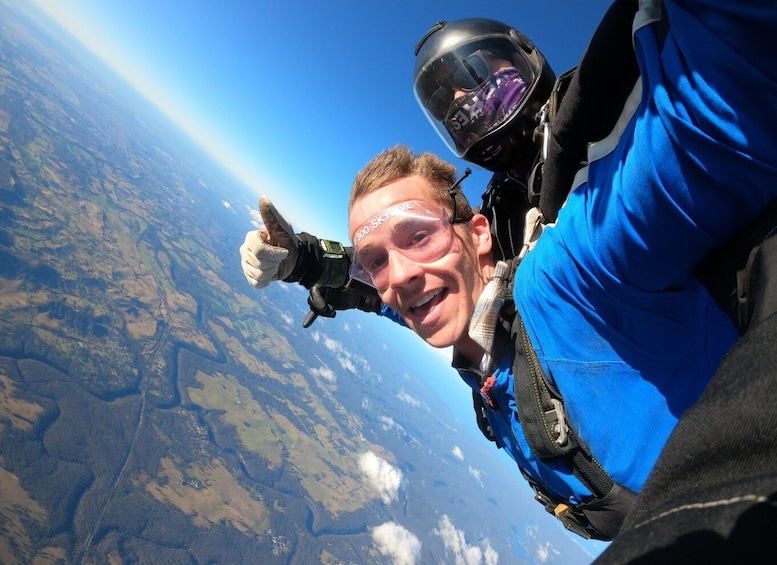 Picture 2 for Activity Sydney: Tandem Skydive