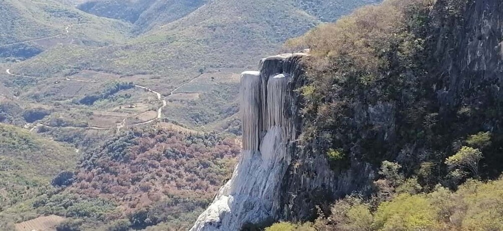 Picture 3 for Activity Hierve el agua: recorrido cultural y gastronómico