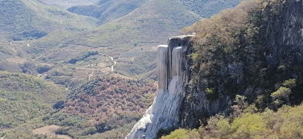 Picture 3 for Activity Hierve el agua: recorrido cultural y gastronómico