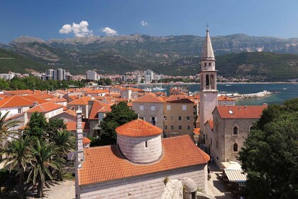 Budva: Budva: Lumoava Välimeri