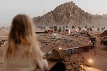 Sharm El Sheikh: cuatrimoto, tienda beduina con cena de barbacoa y espectác...
