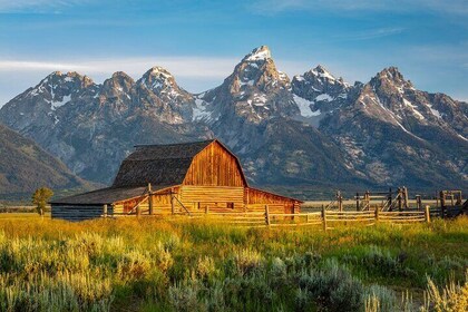 Yellowstone and Grand Teton Self-Guided Audio Tour Bundle