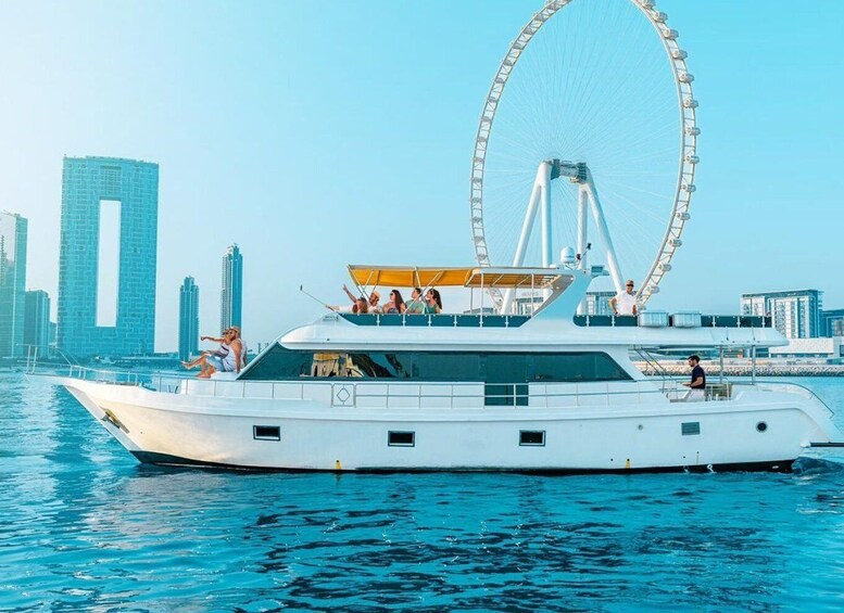 Picture 8 for Activity Dubai: Luxury Sunset Yacht Tour with Snacks and Drinks