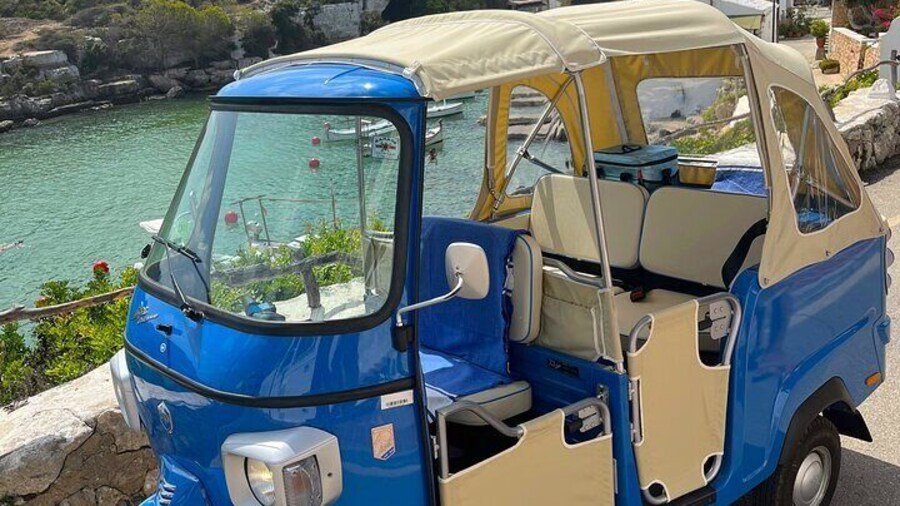 Private and Secret Tour in Ape Collector Vintage in Menorca
