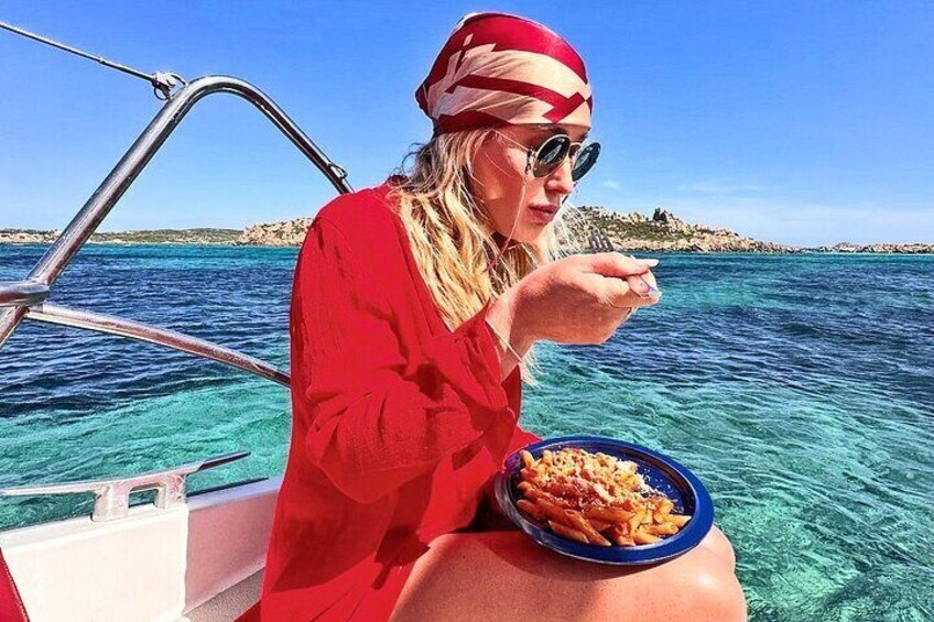 Catamaran tour of the islands of the La Maddalena Archipelago
