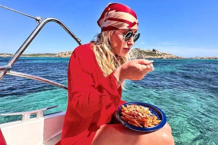 Catamaran tour of the islands of the La Maddalena Archipelago
