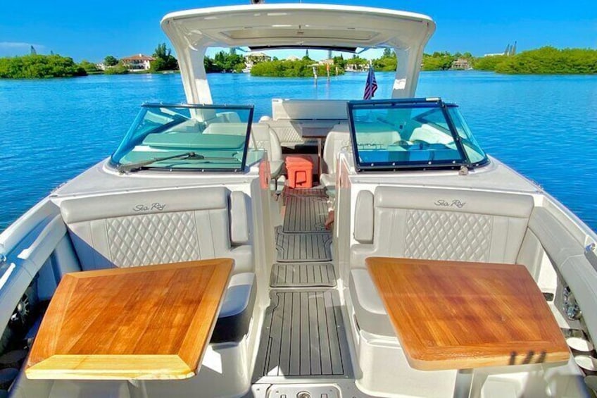 6 Hour Private Tour with Luxury Boat Charter
