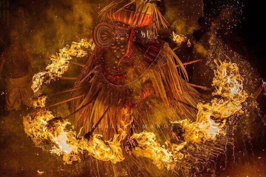The Kuttichathan Fire based theyyam usually happens at 4am.