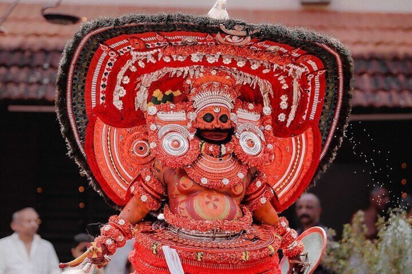 Vettakorumakan Theyyam 