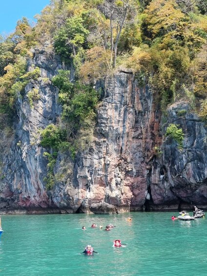 Tanjung Rhu Mangrove Speedboat Tour in Langkawi