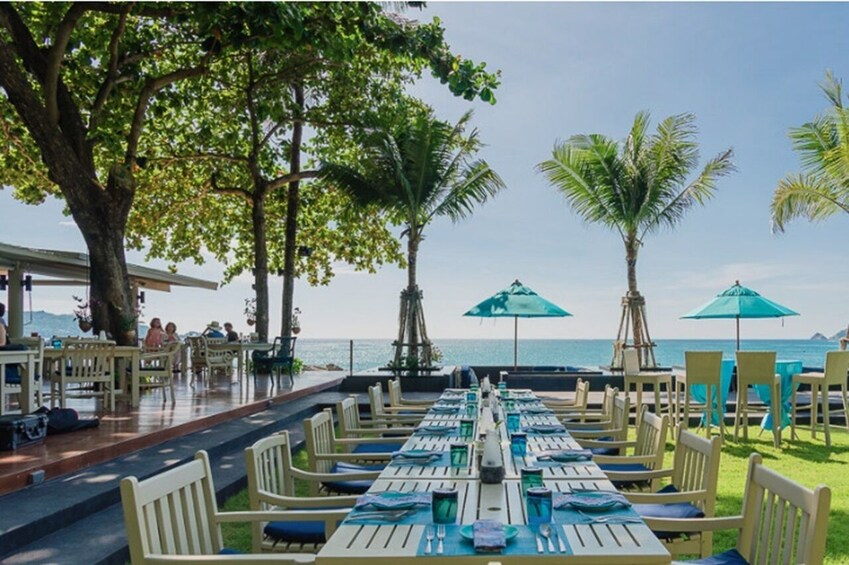 Sea Salt Lounge & Grill at Diamond Cliff Resort & Spa