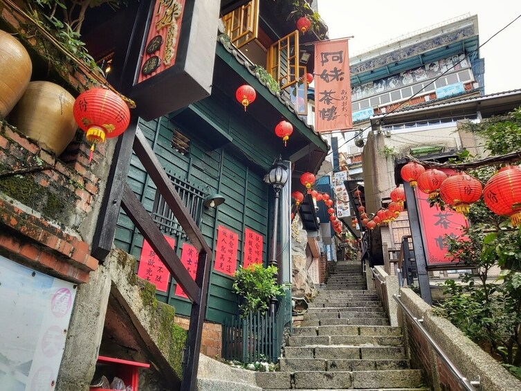 Jiufen Night Tour from Taipei