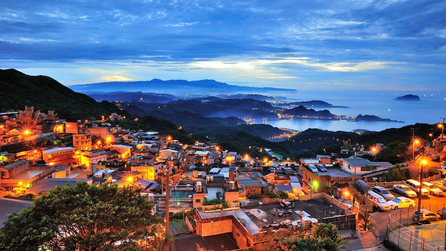 Taipei's Old Gold Rush Town: Jiufen Guided Night Tour