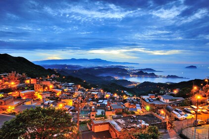 Taipei's Old Gold Rush Town: Jiufen Guided Night Tour