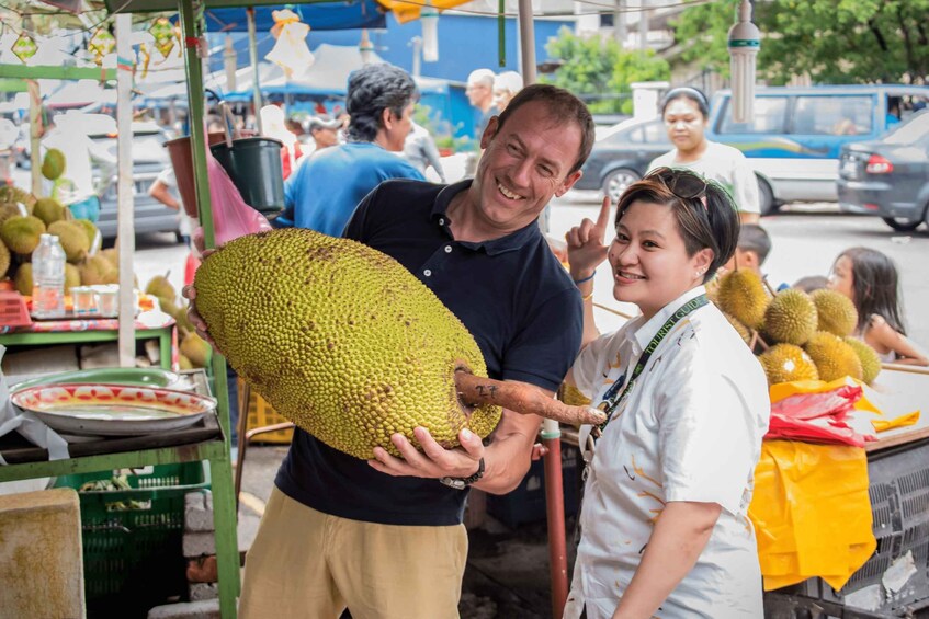 Kuala Lumpur: Off the Beaten Track Food Tour