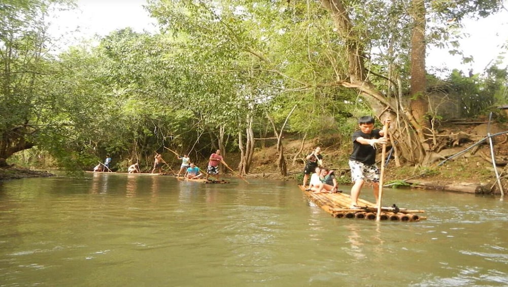 Enjoy Chiang Mai Bamboo Rafting Along the Mae Wang River
