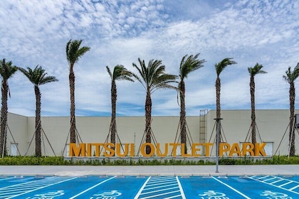 Private Shopping Tour from Tokyo to Mitsui Outlet Park Makuhari
