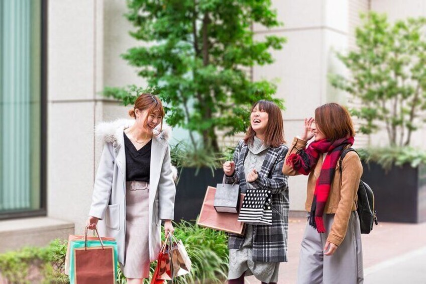 Private Shopping Tour from Tokyo to Mitsui Outlet Park Makuhari