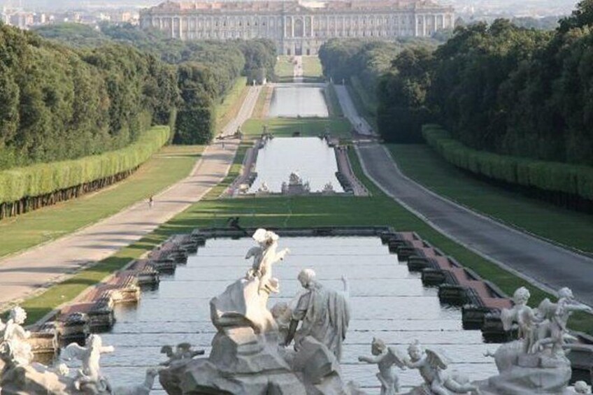 Shopping Tour, Designer Outlet & Caserta Royal Palace