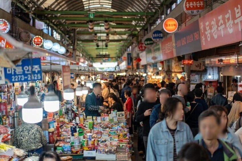 KWANG JANG MARKET
-Korea traditional market