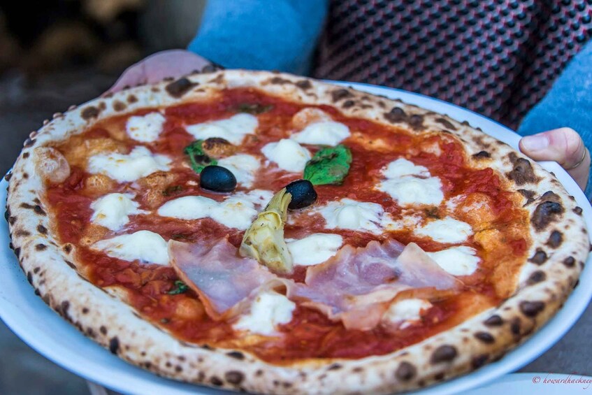 Picture 2 for Activity Florence: Pizza and Gelato Class at a Tuscan Farmhouse