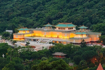 Full Day Tour in National Palace Museum, Beitou and Dadaocheng