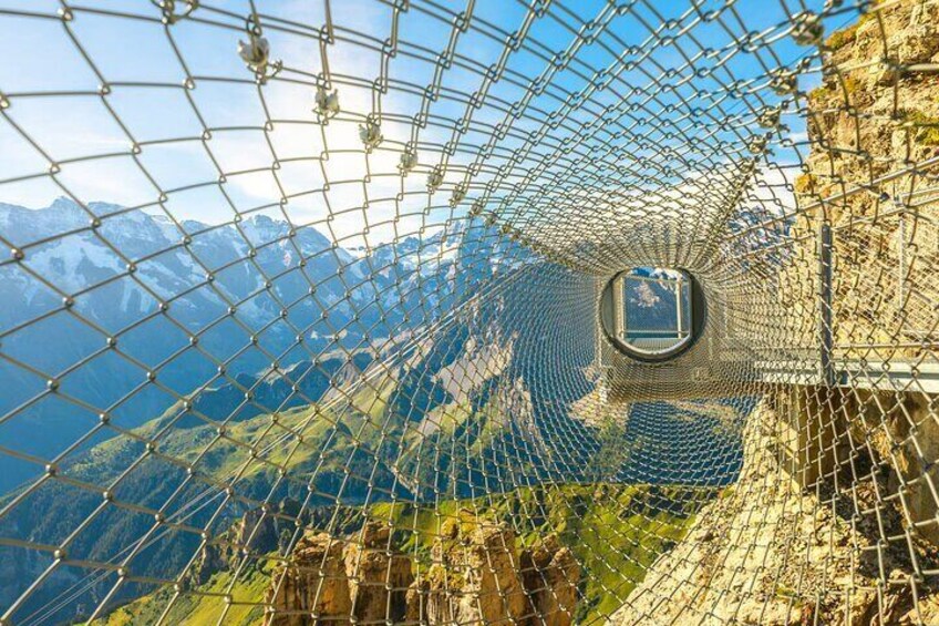 Basel Private Tour - James Bond's Schilthorn and Lauterbrunnen
