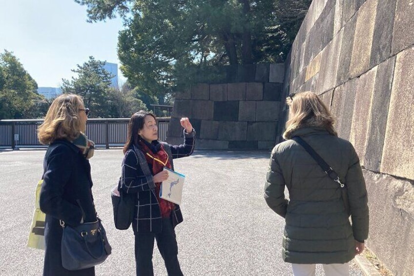 Tokyo Private Tour of the Imperial Palace East Gardens