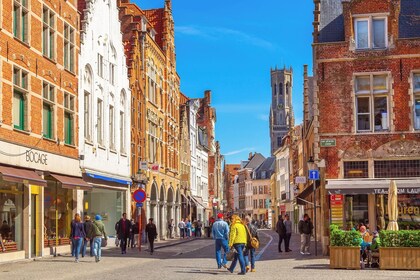 Vanuit Parijs: Ervaar de magie van Brussel en Brugge tijdens een rondleidin...