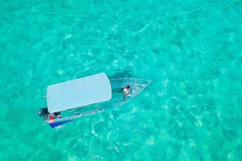 75 Minutes Clear Boat Tour in Caicos Island