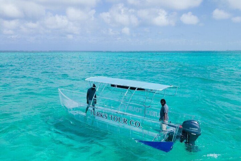 75 Minutes Clear Boat Tour in Caicos Island