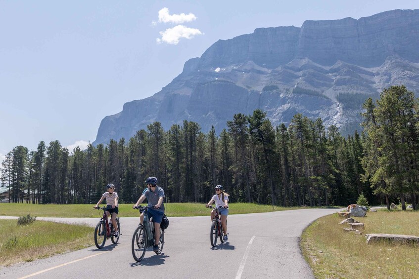 Picture 12 for Activity The Local Banff Explorer - E-Bike Tour