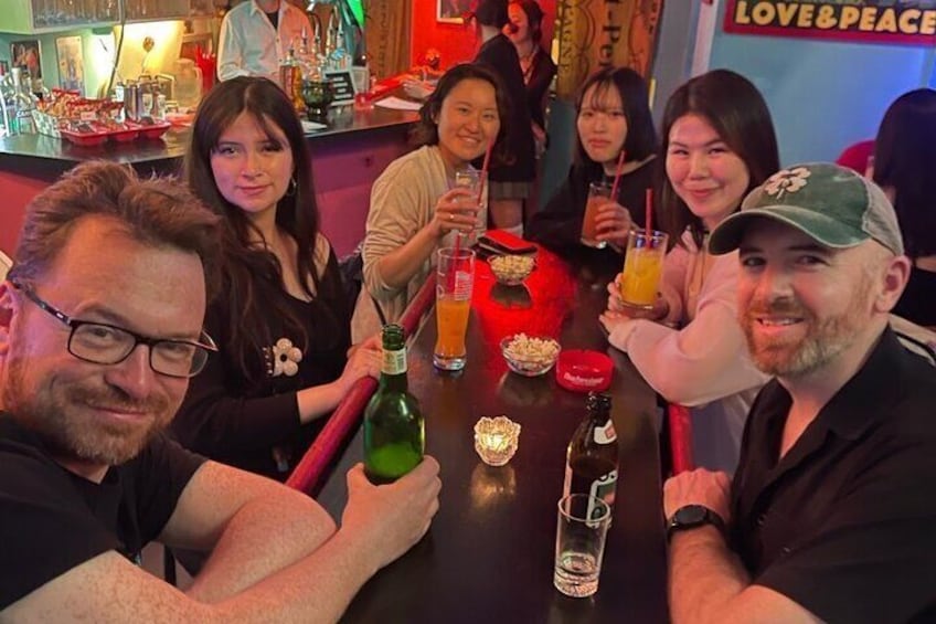 3 Hour Osaka Pub Crawl Weekly Welcome Guided Tour in Namba 