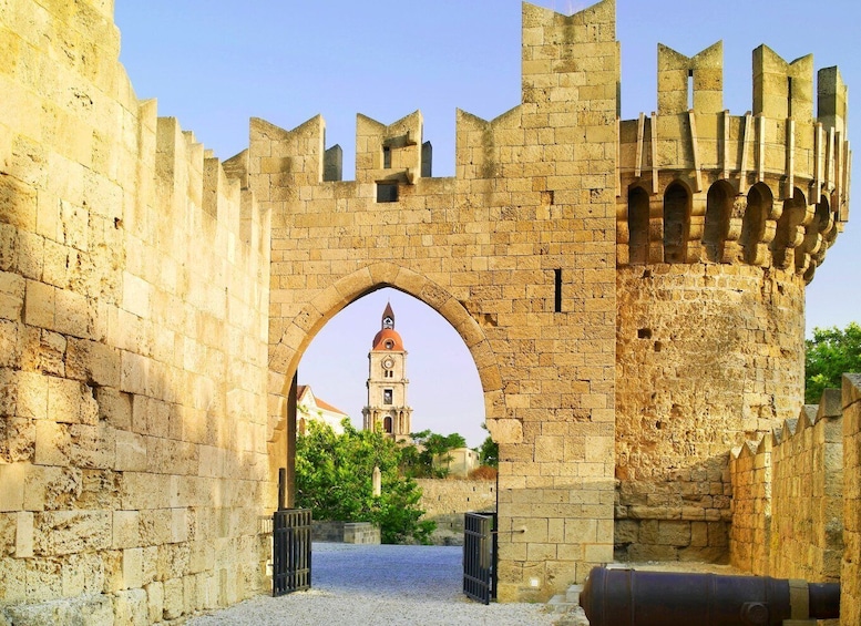 Rhodes: Old Town Walking Tour (Small Group)