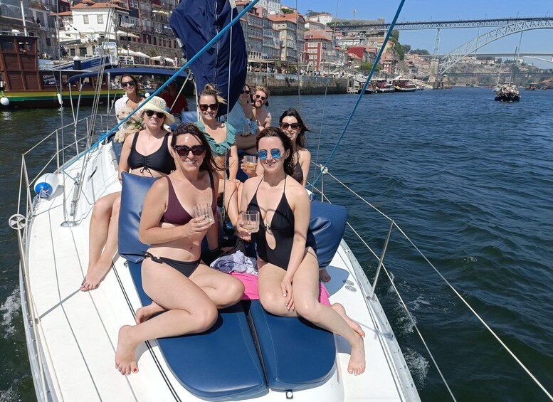 Porto: Charming Sailboat Bachelor Party with drinks