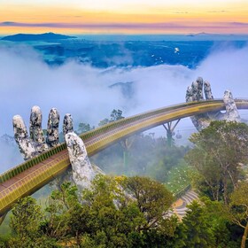 Danang: Jembatan Emas dengan Mobil Pribadi atau Bus dengan penjemputan dari...