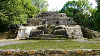 Lamanai Mayan Ruins & New River Boat Ride from Belize City