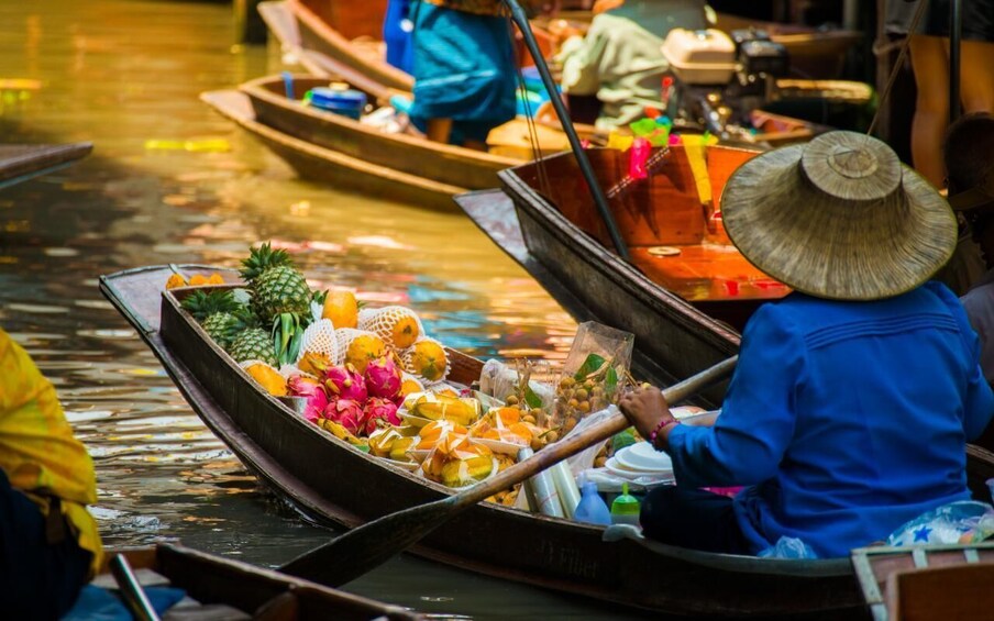 Picture 11 for Activity Bangkok: Maeklong Railway and Floating Market Tour