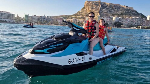 Alicante : Excursion en jetski sur l'île de Tabarca avec collations