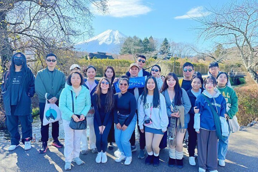 Tokyo: Instagram-Worthy Mt Fuji & Lake Kawaguchiko Day Trip