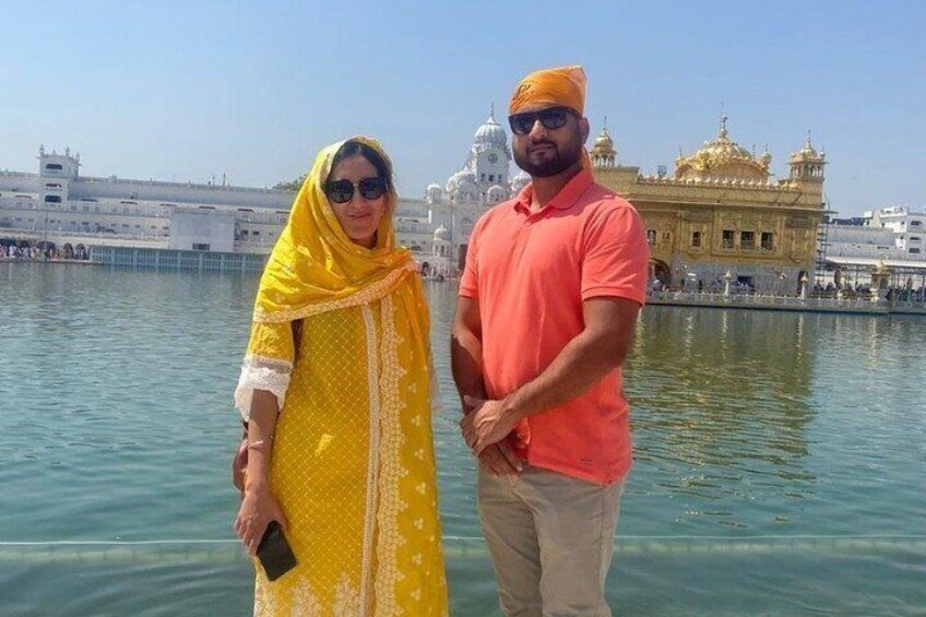 Golden Temple and Jallianwala Bagh Guided Tour