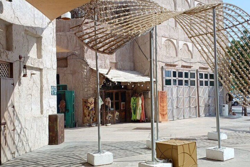Dubai Souks, Museums, Street Food Tour with Entry to Dubai Frame
