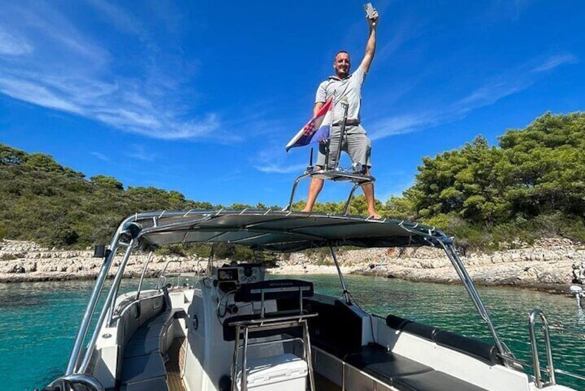 From Hvar: Unforgettable Tour to The Island Vis and Blue Cave