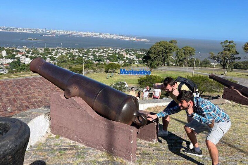 Fortaleza del Cerro / Montevideo Cerro fortress.