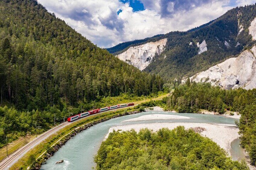 Glacier Express's Swiss Alps and Lucerne Private Tour From Basel