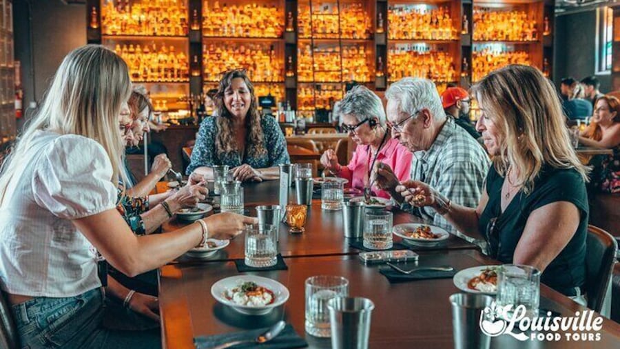 Louisville: Private Guided Food, Bourbon & History Walking Tour